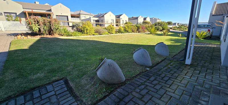 2 Bedroom Property for Sale in Reebok Western Cape